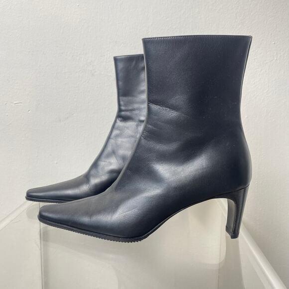 Aquatalia Black Ankle Boot Kitten Heel Zip Up Size 6 1/2 - Picture 1 of 8